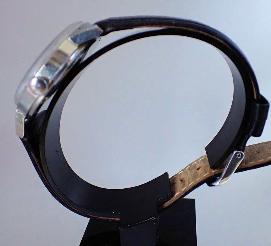 Zenith Stainless Steel Presentation Watch 1969 Original Box and Dated Guarantee - Image 3