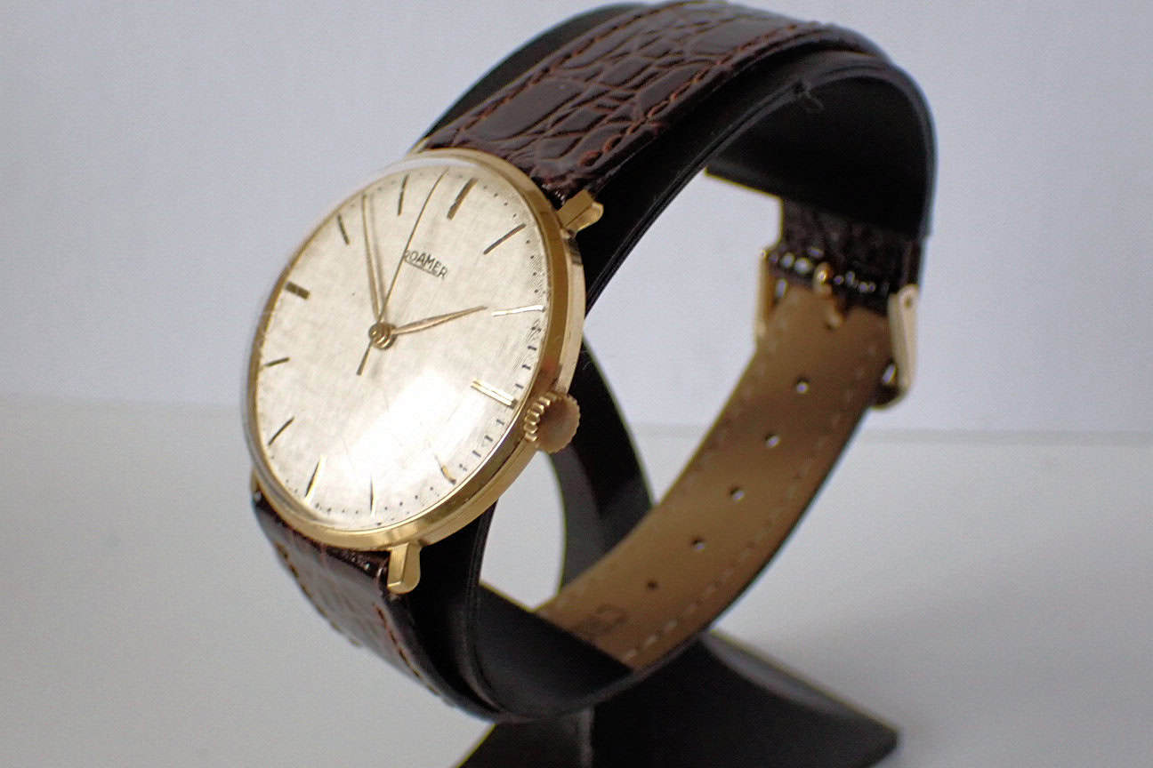 Roamer Mechanical 1970's  Linen Dial - Image 4