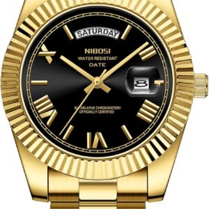 Nibosi Classic Day Date Watch 2628 features a yellow gold-tone case and metal strap, a black dial with Roman numeral markers, day and date windows, and a fluted bezel.