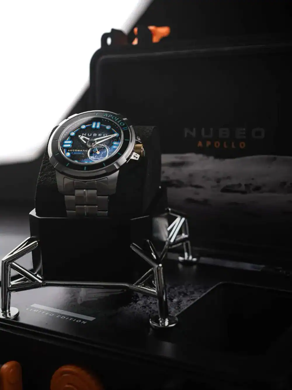 Nubeo NB-6093-11 Apollo 55th Automatic Limited Edition No. 039 - Landing Craft Display Stand - Image 6